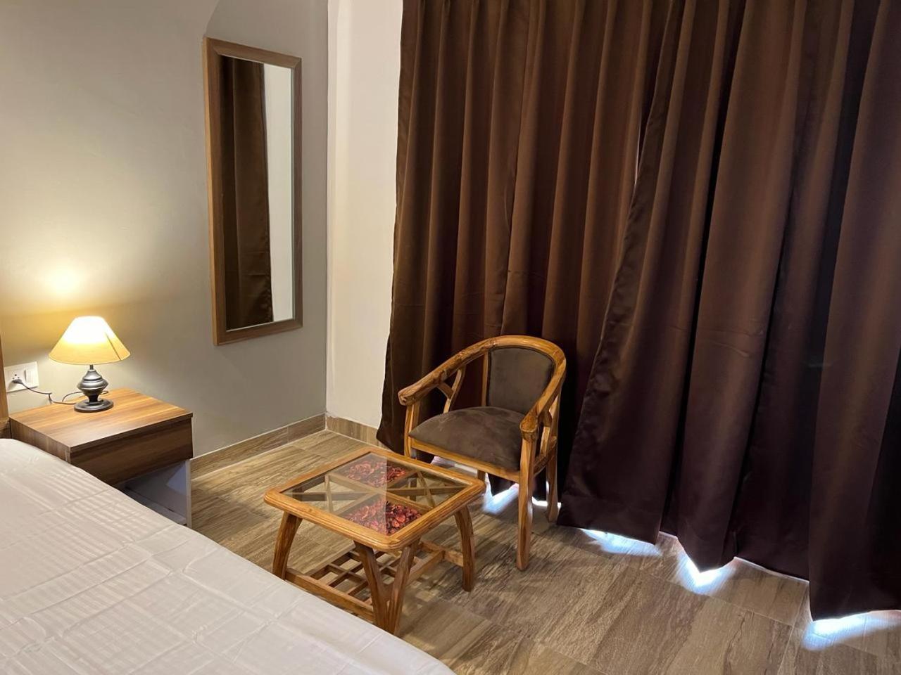 Risal Home Stays Greater Noida Exterior photo